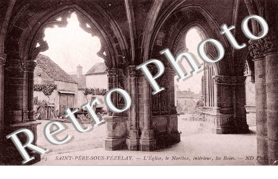 L'église , le narthex