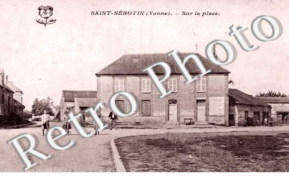 "Sur la Place"
