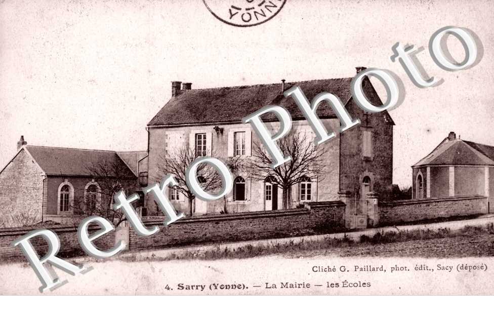 la Mairie et les Ecoles