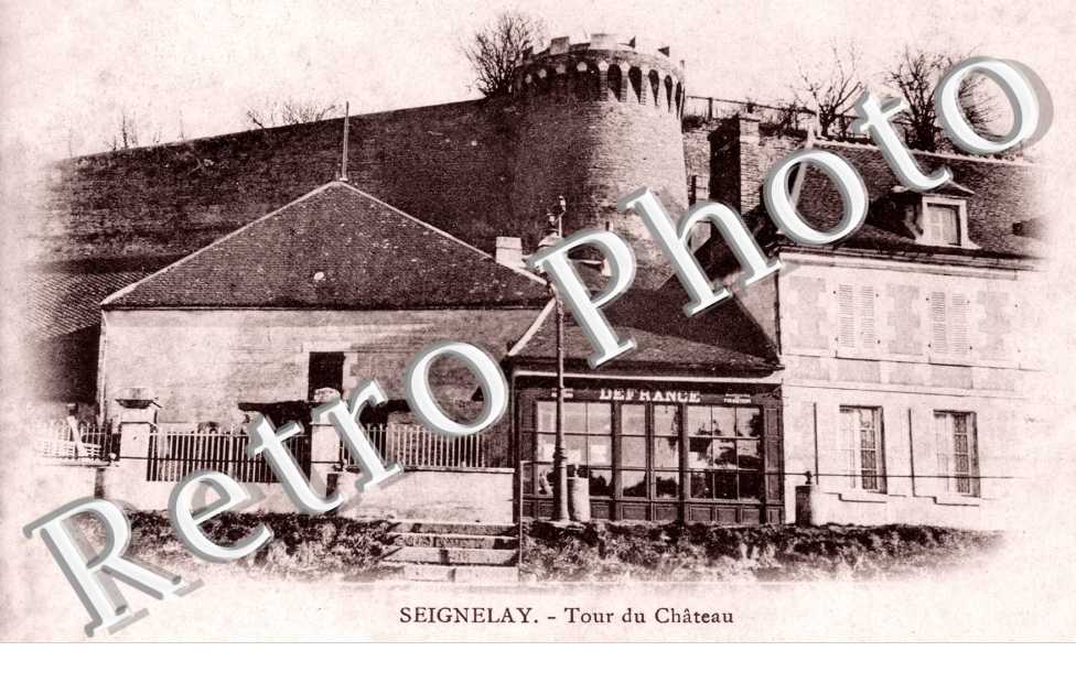 Tour du Chateau