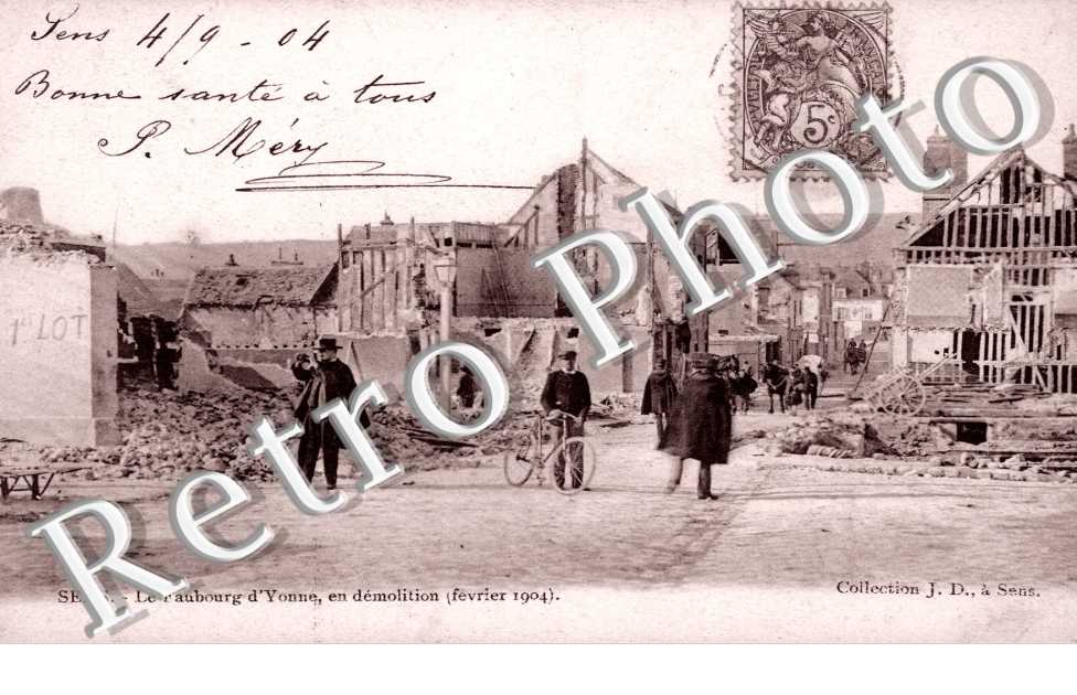 le Faubourg d'Yonne en demolition en fevrier 1904
