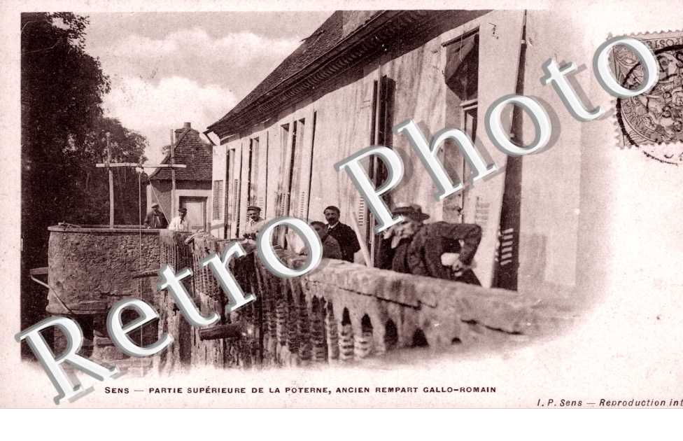 Partie Superieure de la Poterne, Ancien Rempart Gallo-Romain