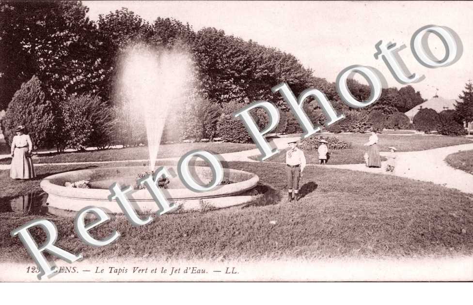 le Tapis Vert et le jet d'eau