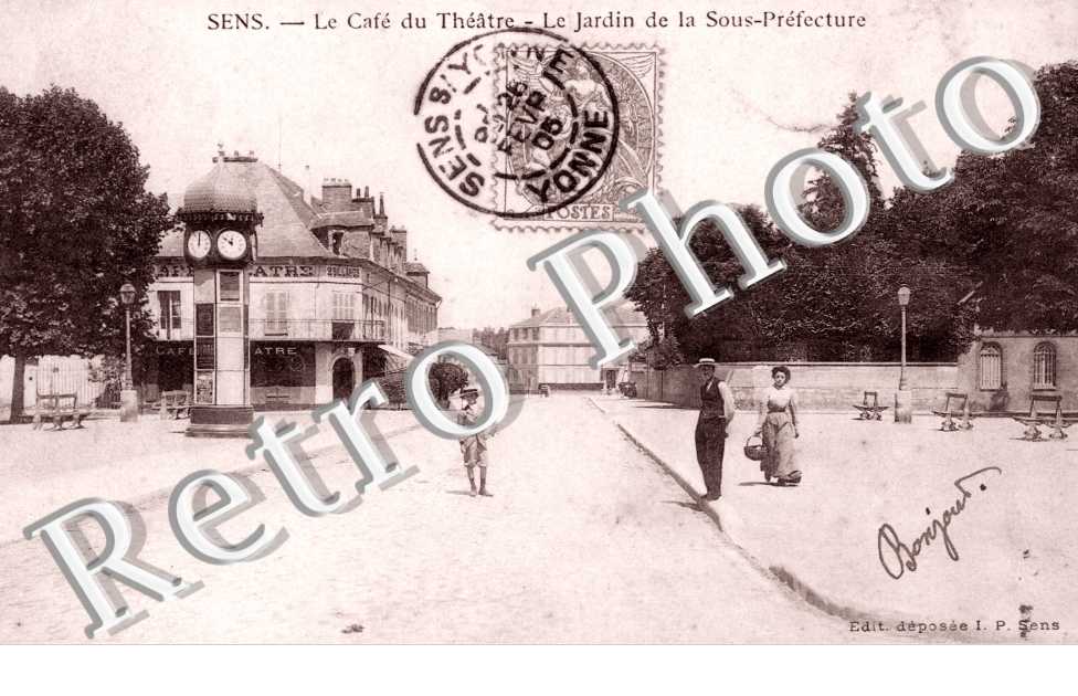 le Cafe du theatre