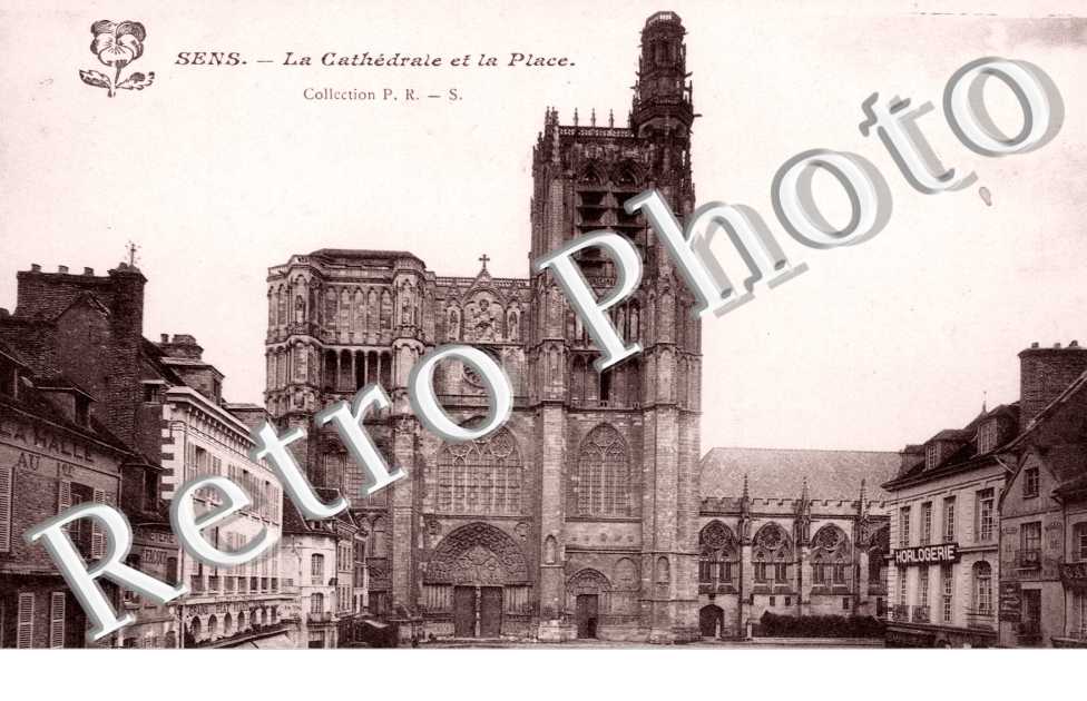 la Cathedrale et la place