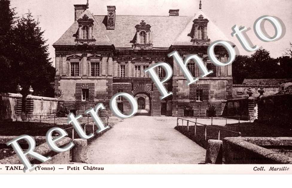 petit chateau