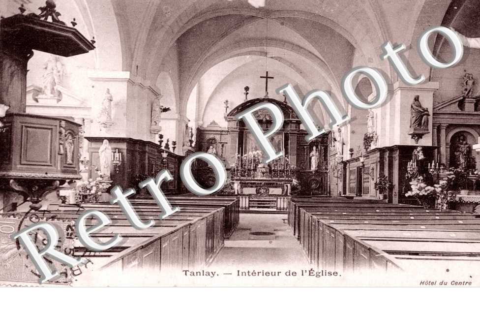 Interieur de l'eglise
