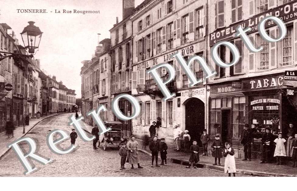 la Rue Rougemont