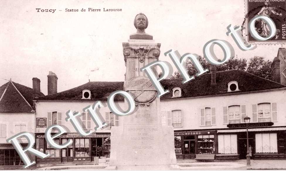 Statue de Pierre Larousse