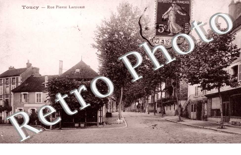 Rue Pierre Larousse