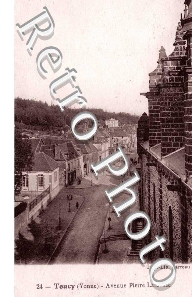 Avenue Pierre Larousse