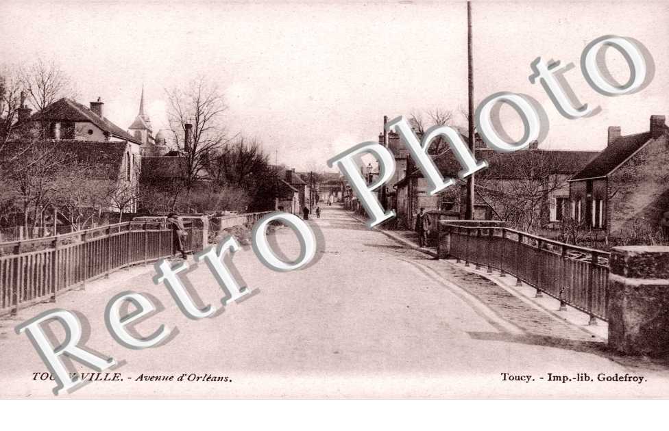 Toucy-Ville, Avenue d'Orleans