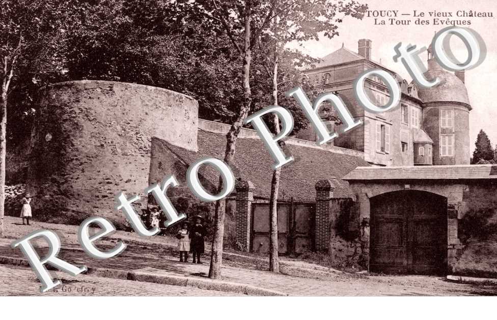 le Vieux Chateau, la tour des Eveques