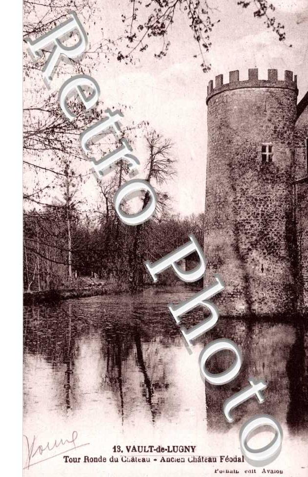 Tour ronde du Chateau féodal