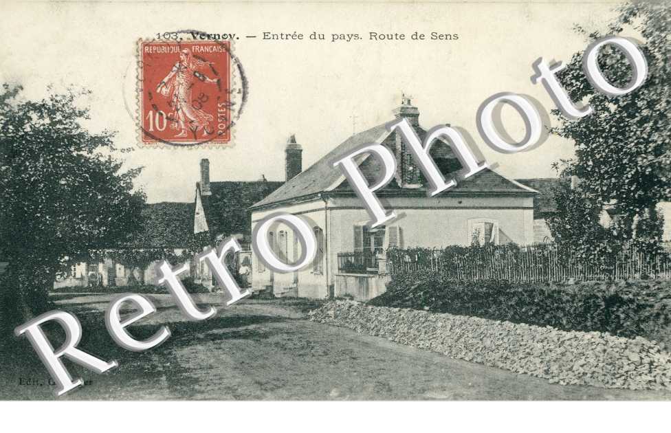 Vernoy, Entree du Pays, Route de Sens
