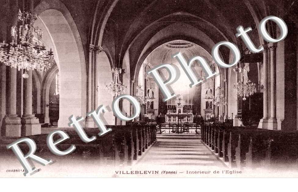 Interieur de l'eglise