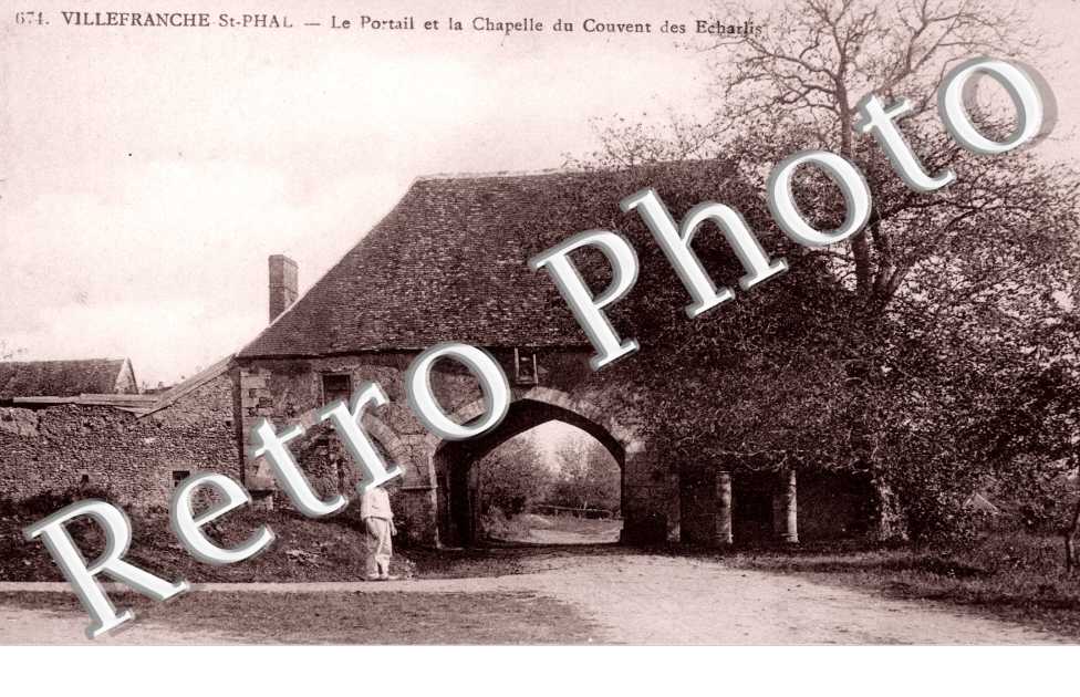 Le portail et la chapelle