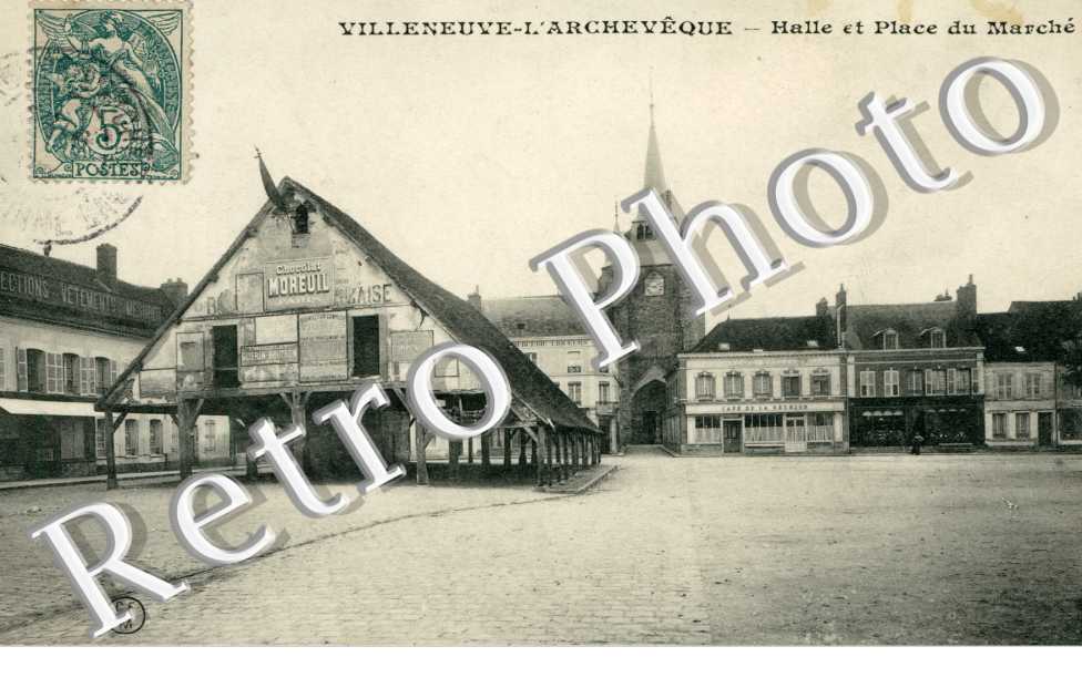 Halle et Place du Marche