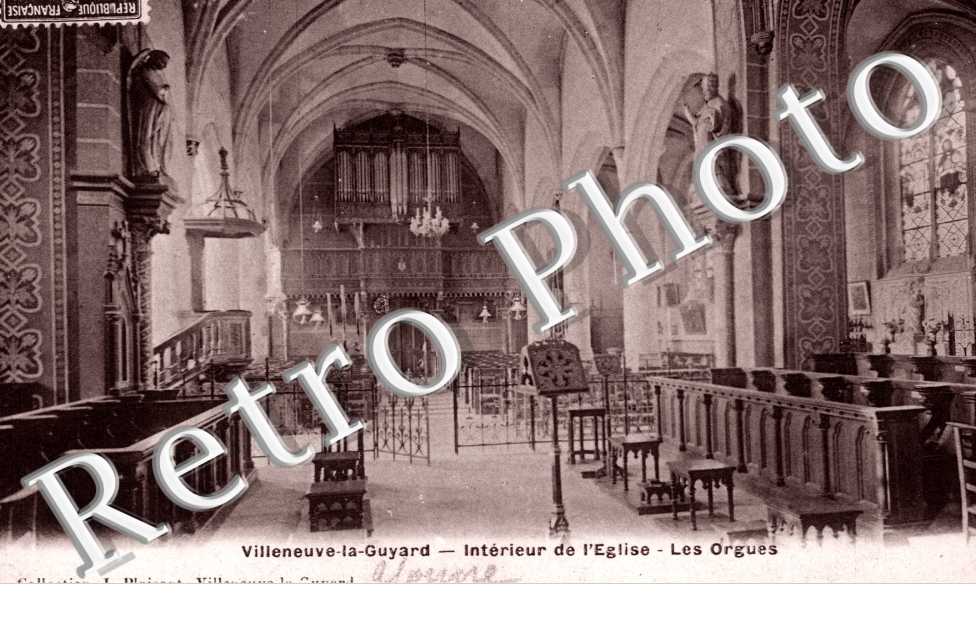 interieur de l'église et les orgues