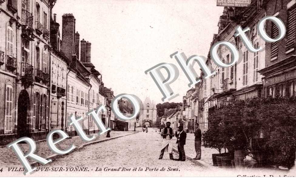 Grand'Rue et la Porte de Sens