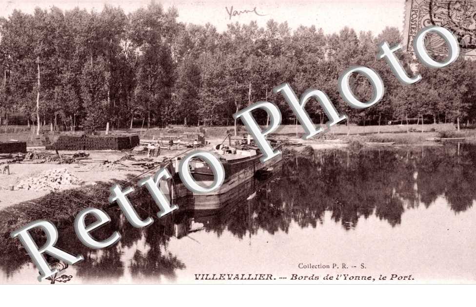 les Bords de l'Yonne  et le Port