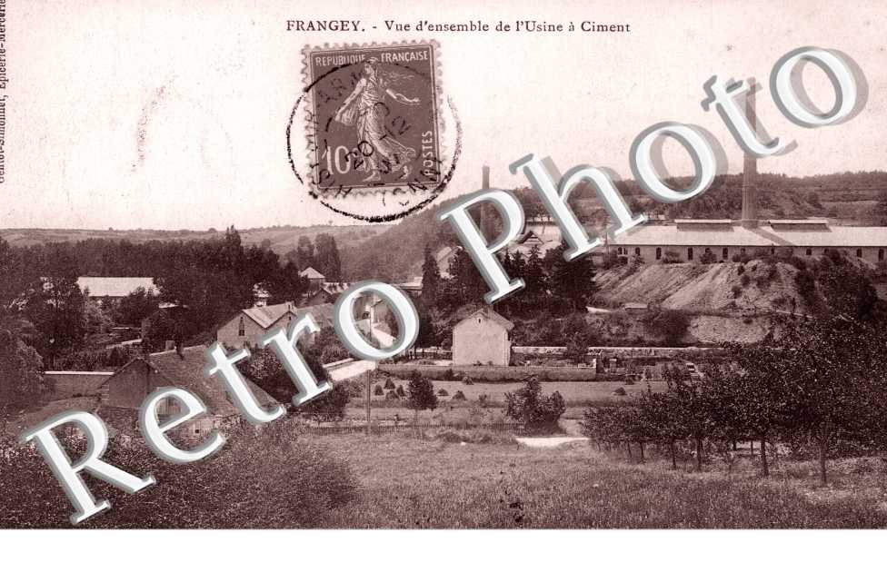 Frangey, Vue d'Ensemble de l'Usine a Ciment