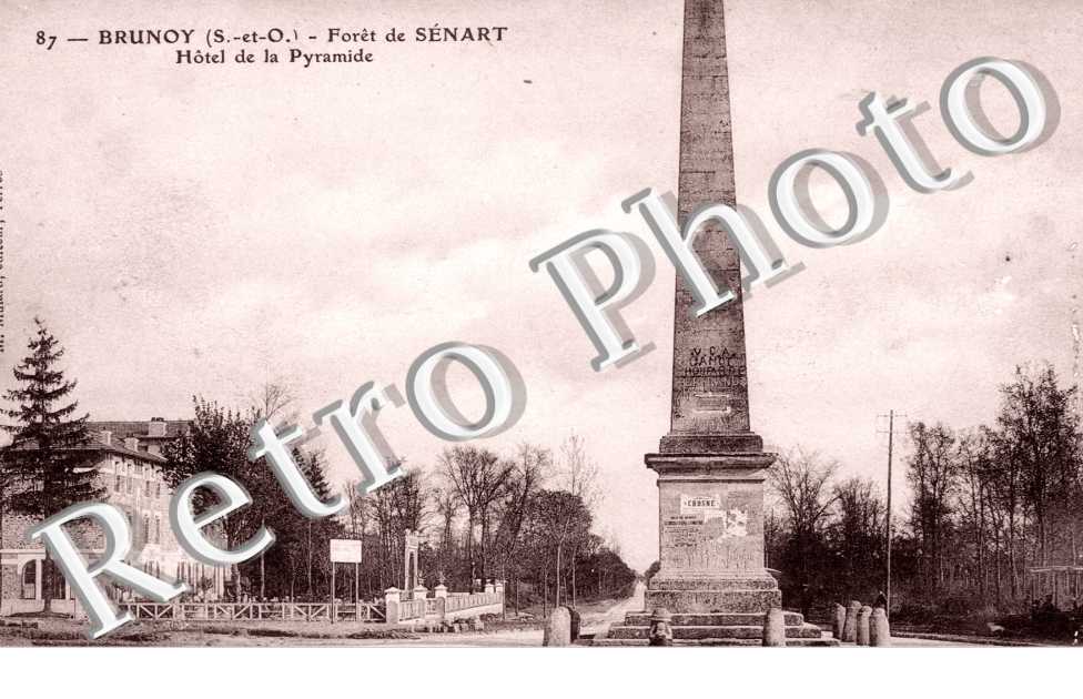 Foret de Senart, Hotel de la Pyramide