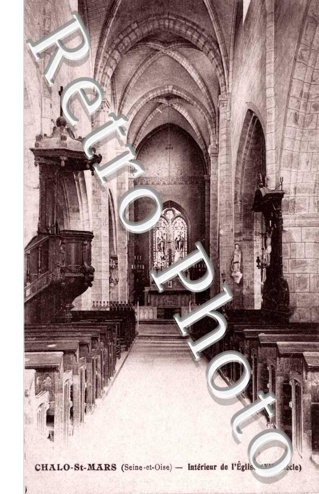rieur de l'eglise (XII eme siecle)