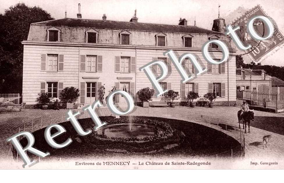 le chateau de Sainte Radegonde