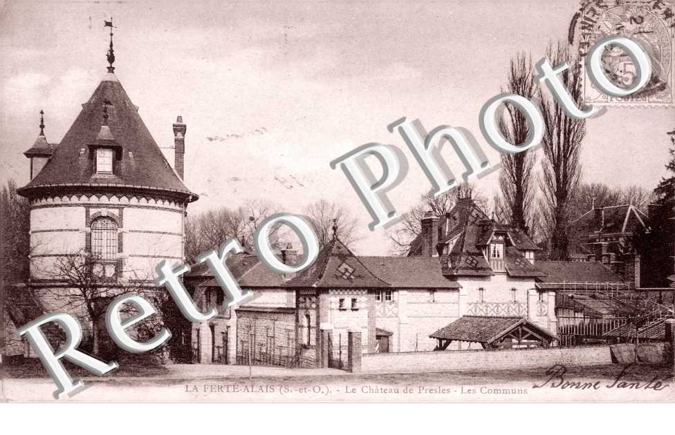 Le Chateau de Presles, les Communs