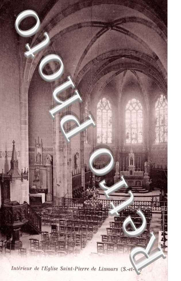 Interieur de l'Eglise Saint Pierre