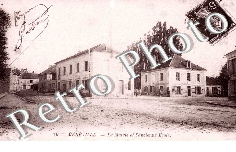 La Mairie et l'ancienne Ecole