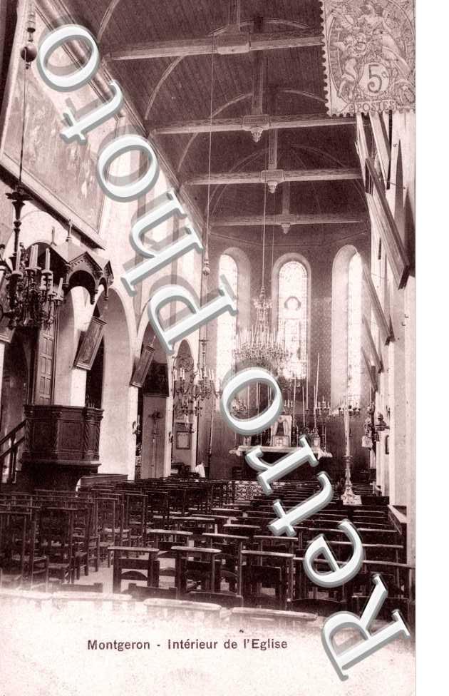 Interieur de l'eglise