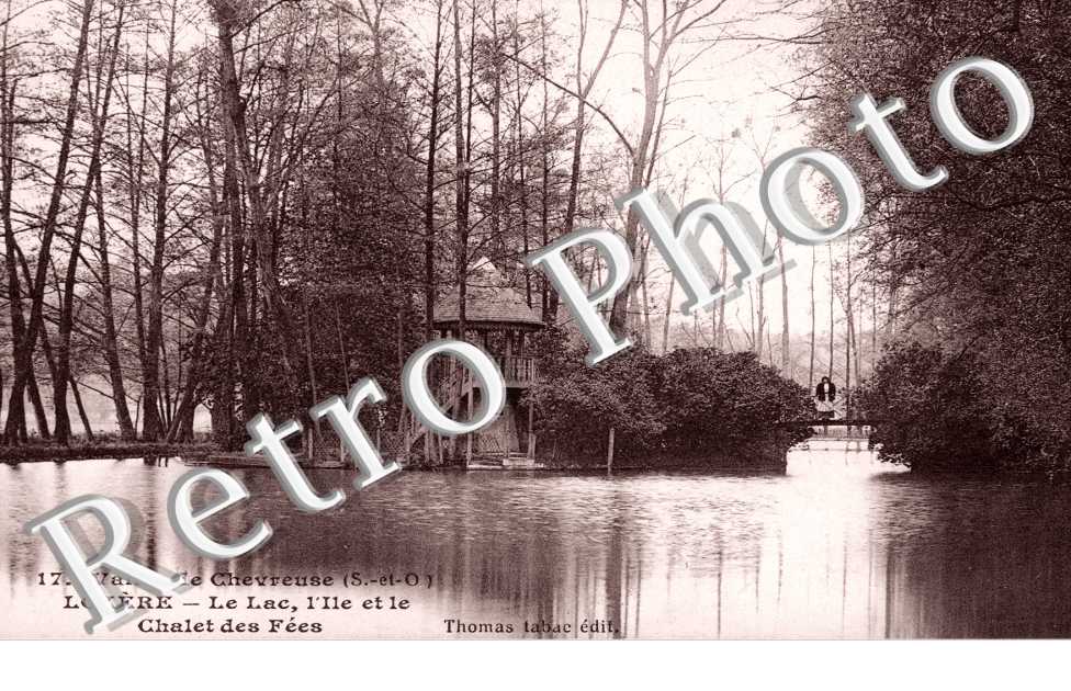 Le Lac, l'Ile et le Chalet des Fees