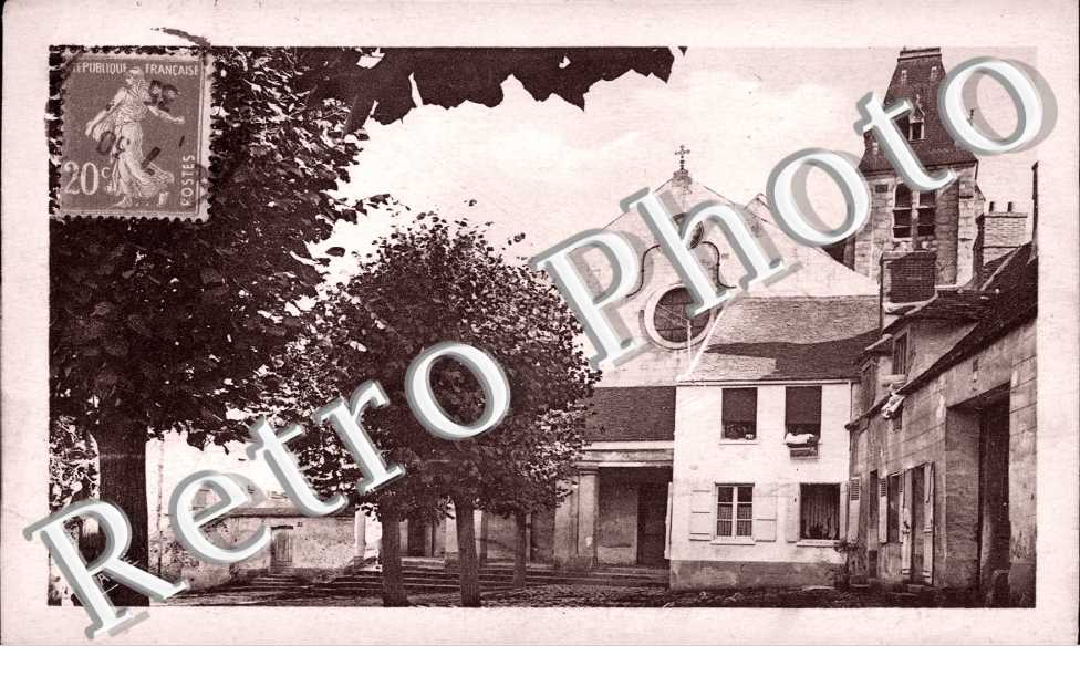 Saux-les-Chartreux, Place de l'Eglise