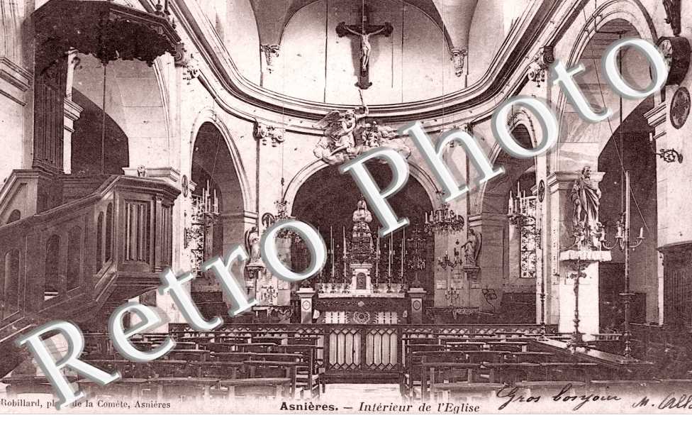 Interieur de l'Eglise