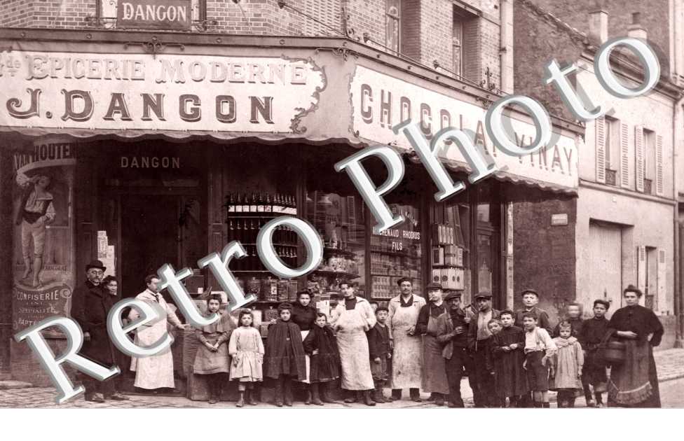 (Commerce Epicerie moderne J. Dangon et Chocolat Vinay)