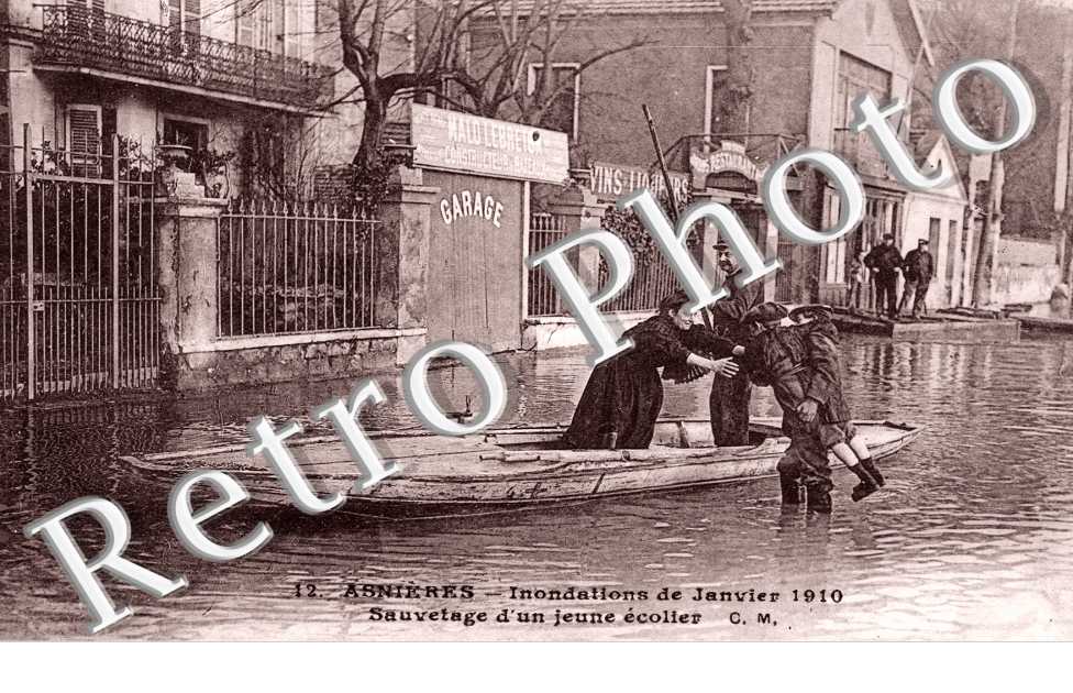 Inondations 1910, Sauvetage d'un jeune ecolier