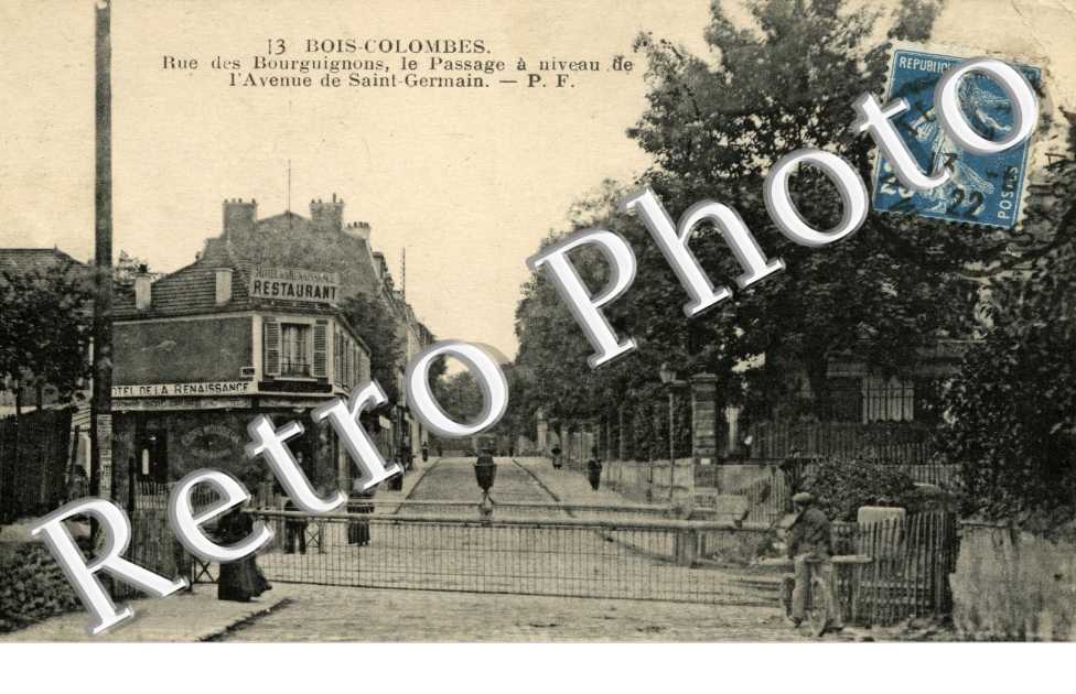 Rue des Bourguignons, le passage à niveau de l'avenue Saint Germain