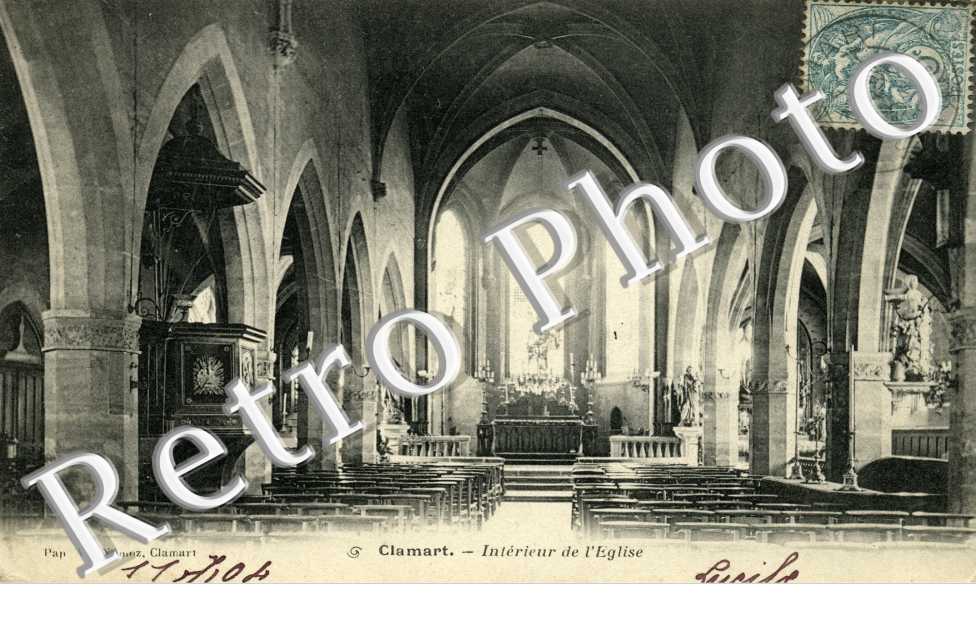 Interieur de l'Eglise