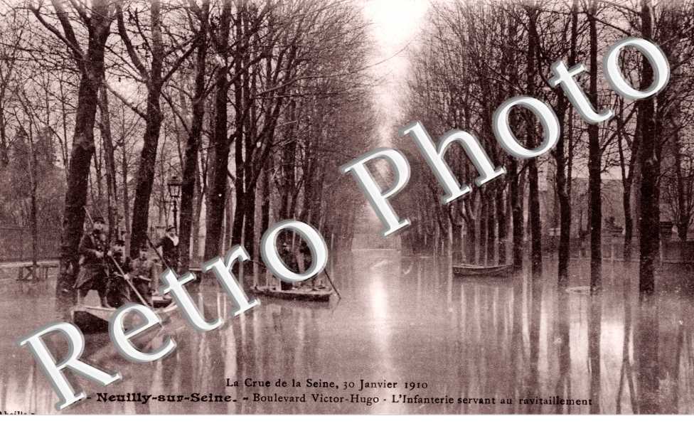 Boulevard Victor Hugo, l'Infanterie servant au ravitaillement