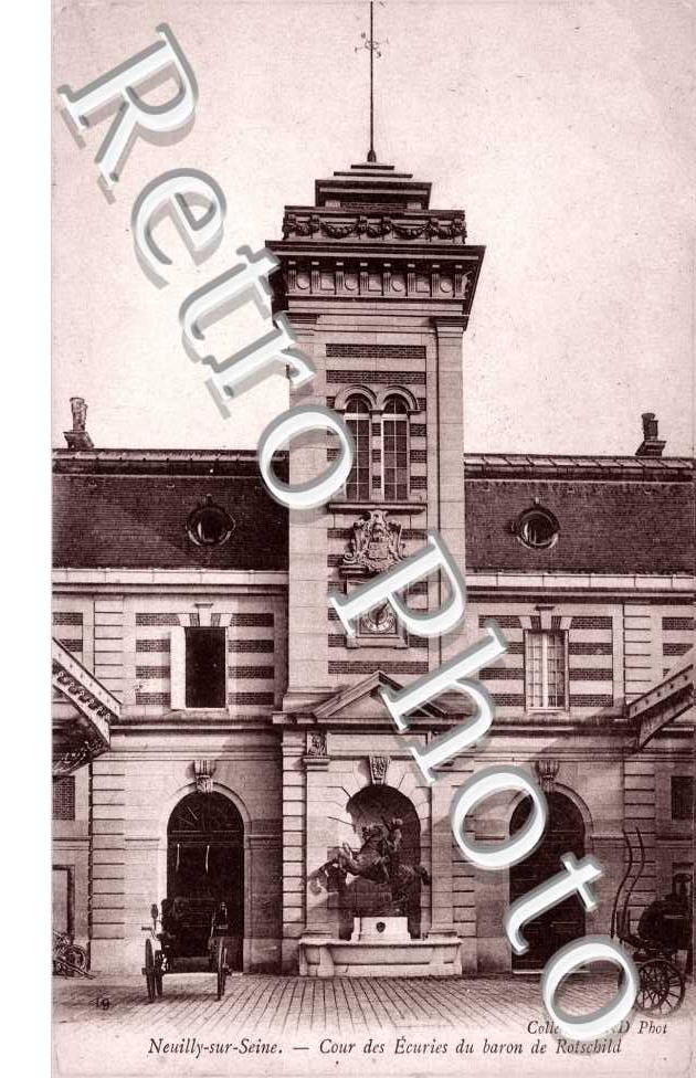 Cour des Ecuries du Baron de Rotschild