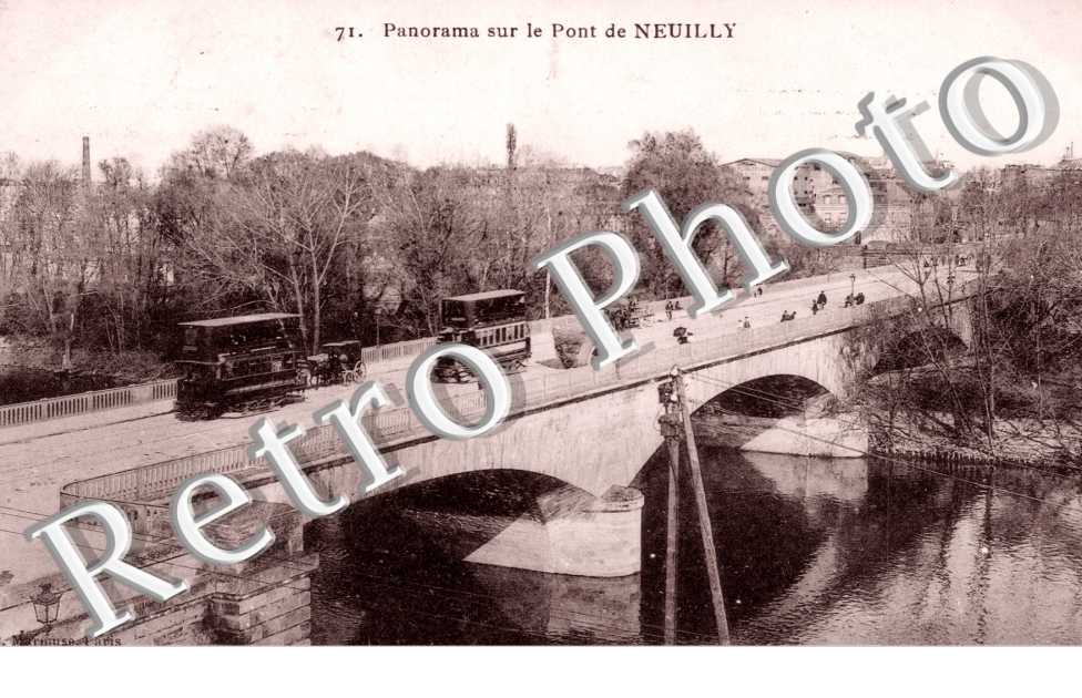 Le Panorama sur le Pont de Neuilly