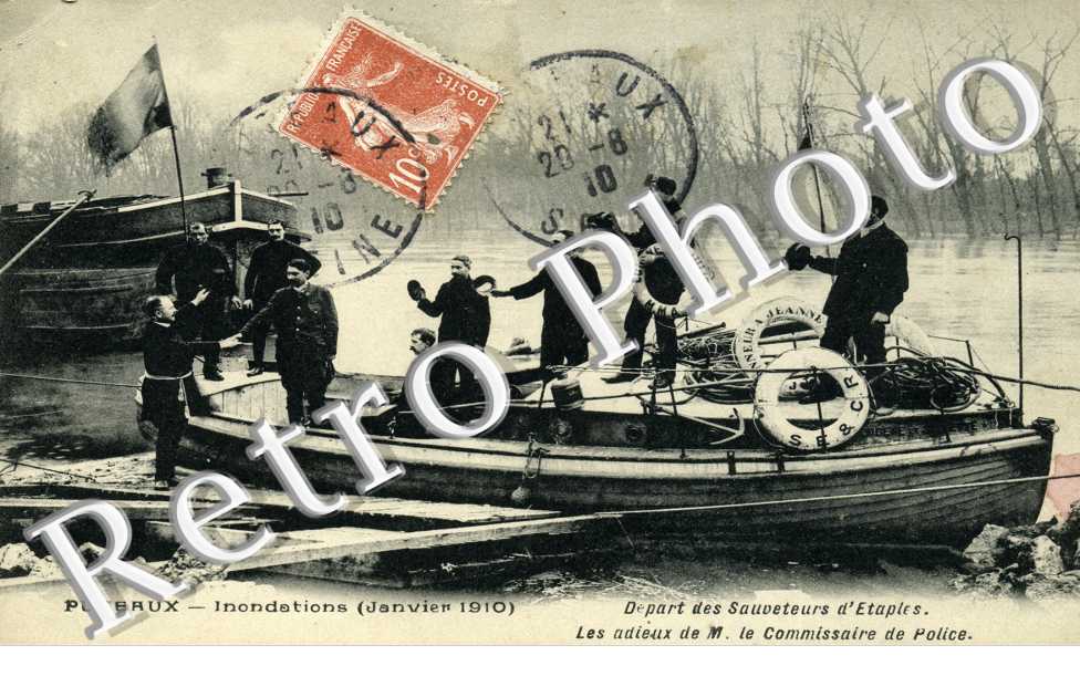 Inondations janvier 1910 - depart des sauveteurs d'etaples
