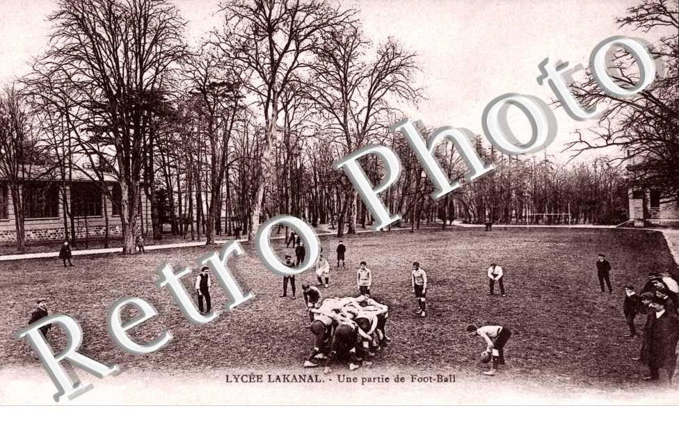 Une partie de Rugby au lycee Lakanal