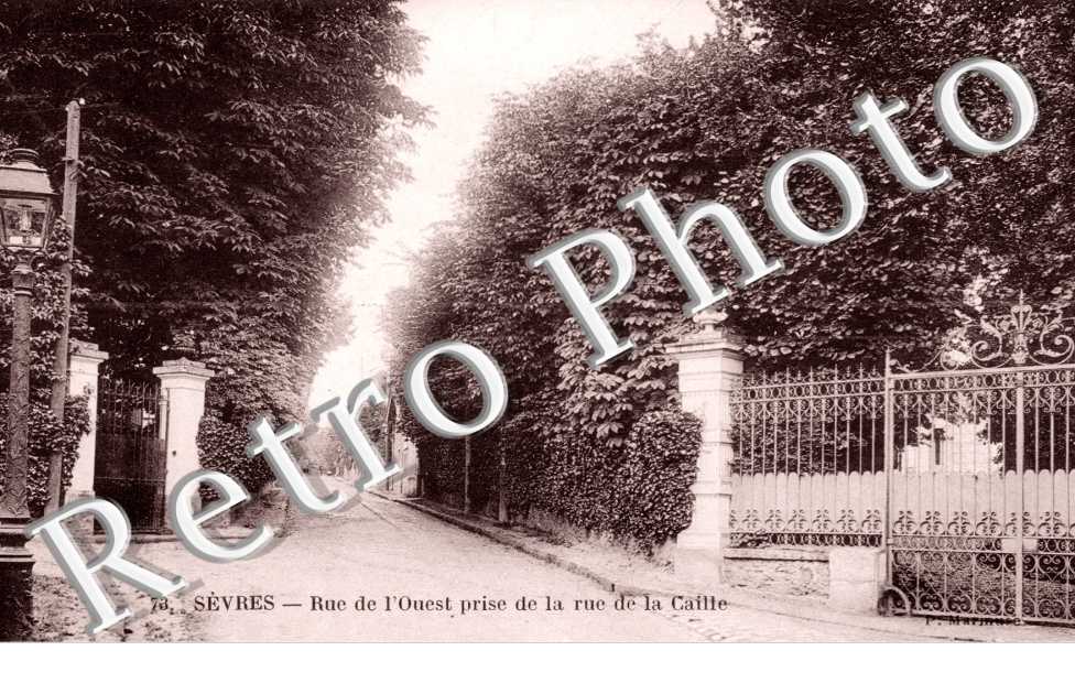 Rue de l'Ouest prise de la rue la Caille