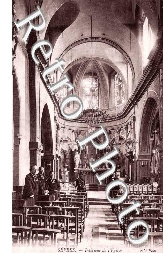 Interieur de l'Eglise