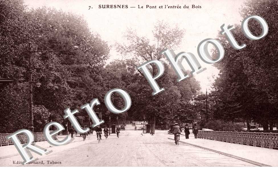Le Pont et l'Entree du Bois