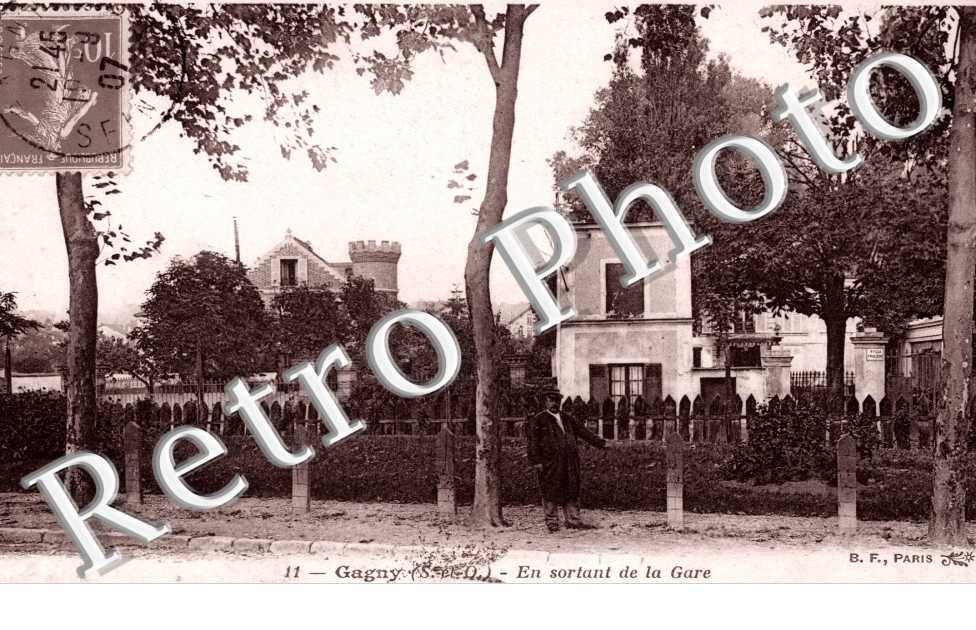 En sortant de la Gare