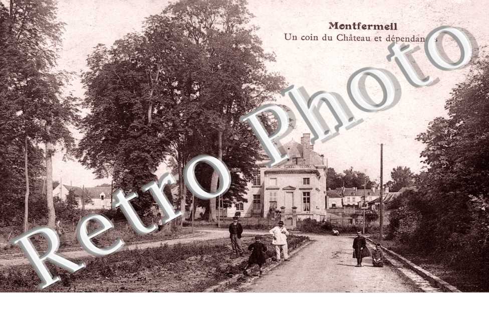 Un Coin du Chateau d'eau et dependances